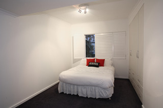 Bedroom (2015-05-22)