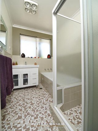 Bathroom (2007-02-23)
