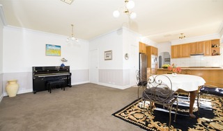 Family room (2015-05-18)
