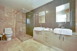 Ensuite (2011-12-08)