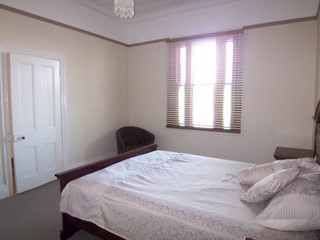 Bed 1 (2007-10-10)