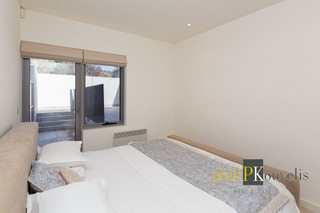 Bedroom 1 (2015-09-23)