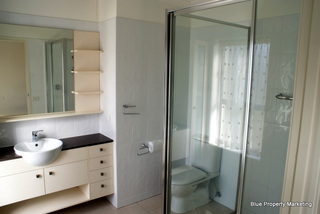 Ensuite (2010-06-02)
