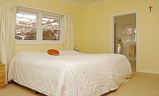 Master bedroom (2004-03-02)