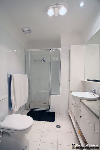 Ensuite (2007-06-06)