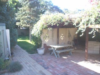 Courtyard (2004-04-23)