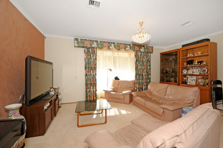 Lounge (2010-06-22)
