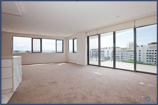 Living Area (2013-12-20)