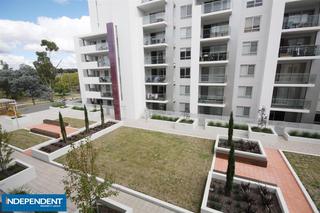 Courtyard (2011-04-12)