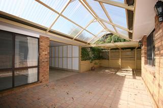 Patio (2009-04-20)