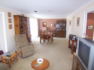 Lounge 2 Dining Area (2010-01-10)