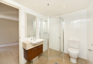 Bathroom (2014-01-30)