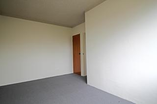 9/27 Mangerton Road Mangerton - Dining (2016-08-01)