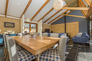 Dining Room (2016-08-08)