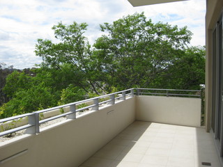 Front terrace (2008-10-20)