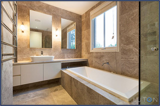 Main Bathroom - Upstairs (2013-01-07)
