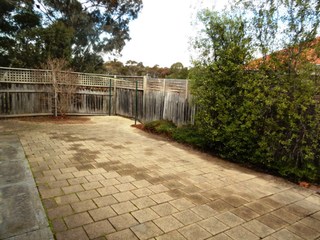 Rear courtyard (2016-02-08)