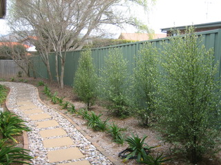 Side path (2012-09-12)