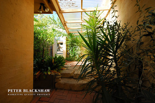 Courtyard (2017-02-02)