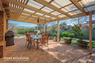 Covered entertaining area (2016-09-15)