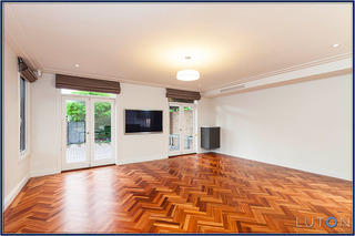 Family/Living Room (2012-10-22)
