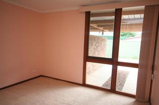 Bedroom 1 (2011-09-07)