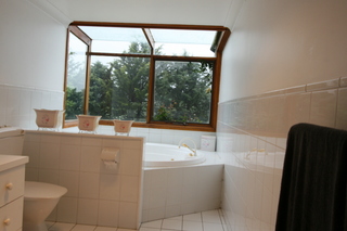Ensuite (2009-10-30)