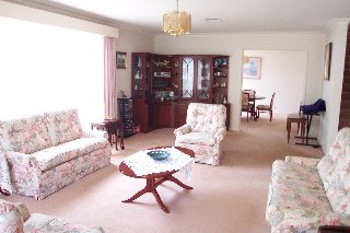 Lounge (2003-03-06)