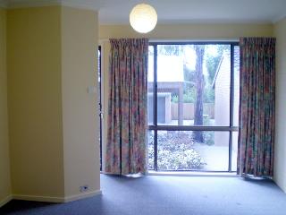 Lounge Room (2010-06-10)
