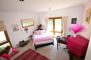 Bed 2 (2009-11-07)