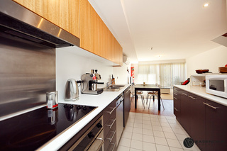 Kitchen (2011-10-04)