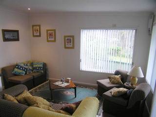 Lounge (2005-10-25)