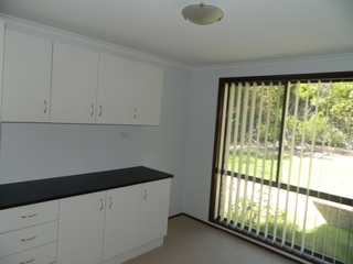 Formal Dining (2012-05-02)