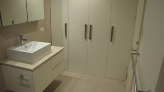 Bathroom (2015-06-03)
