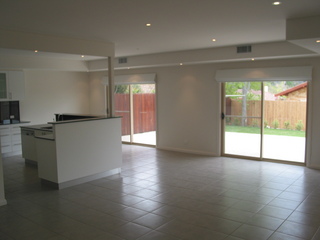 Family room (2004-12-16)