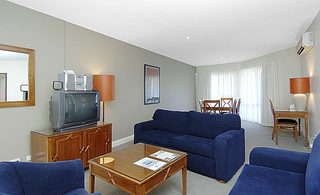 Living Dining (2005-04-18)