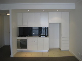 Kitchen (2011-05-25)