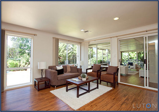 Family Room (2011-06-02)