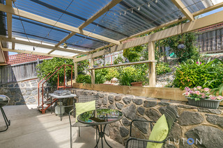 Outdoor Sitting Area (2018-03-22)