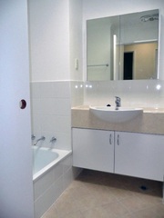 Bathroom (2011-08-22)