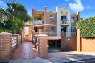 15/84 Smith Street Wollongong (2015-05-13)