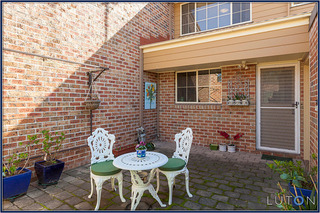 Rear paved Courtyard (2013-09-03)