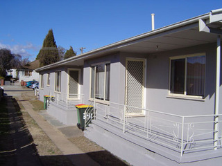 side of block (2004-08-05)