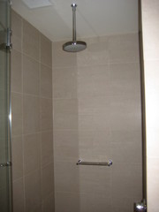 Bathroom (2011-10-12)