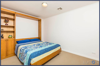 Bedroom (2014-09-03)