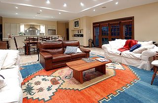 Family room (2004-10-20)