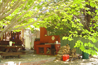 Bbq Entertaining (2005-02-25)