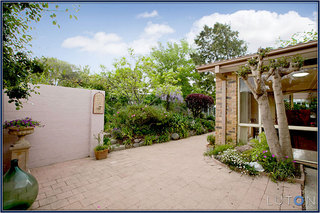 Courtyard (2011-10-26)