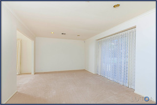Lounge Room (2012-10-02)