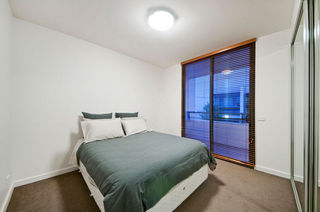 Bedroom 2 (2011-10-27)